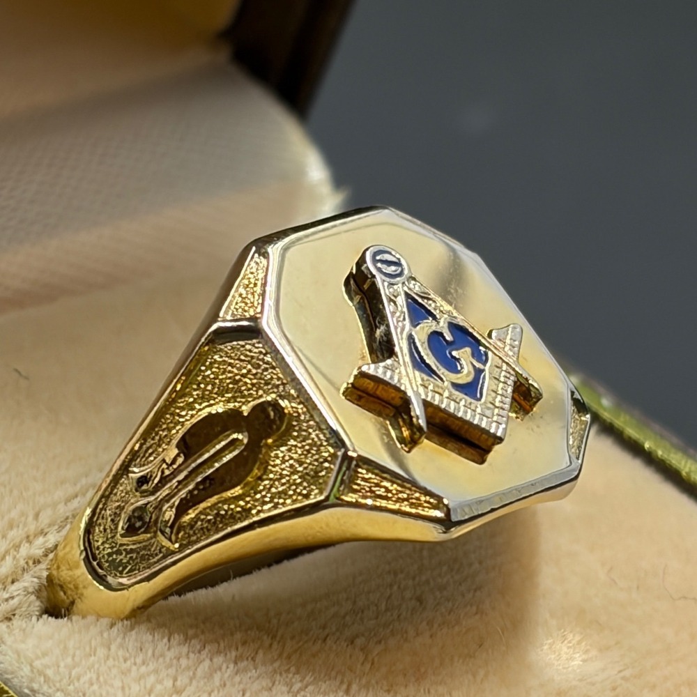 14K Gold Electroplate Masonic Blue Enamel Signet Ring Size 11.75